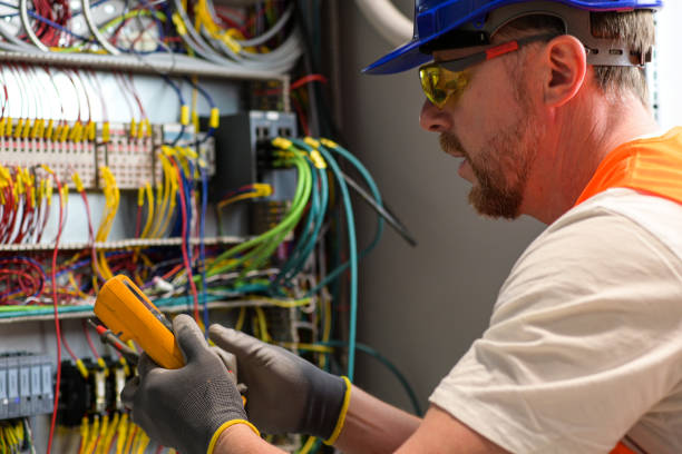 Best Electrical Outlet Repair  in Selah, WA