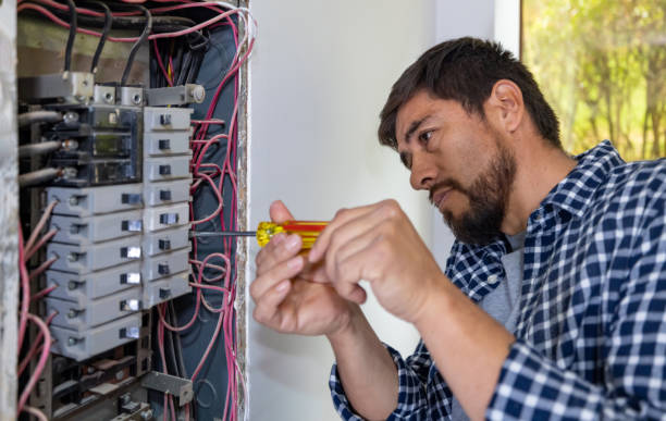 Best 24-Hour Electrician  in Selah, WA